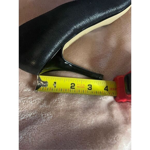 White House Black Market Ella Lizard Embossed D’orsay Pumps / Black/Size 9M - Picture 15 of 15